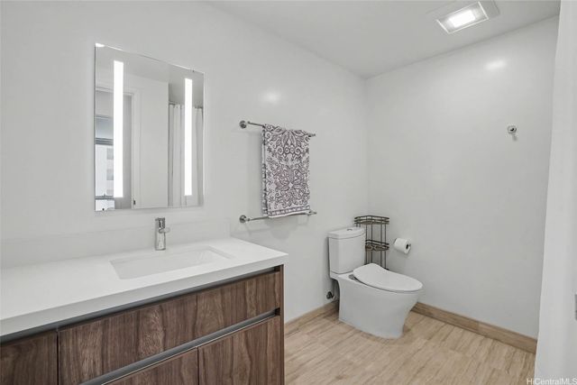 1500 Rycroft Street 811R, Honolulu, HI 96814