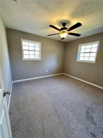 501 Lee Byrd Road, Loganville, GA 30052