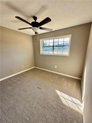 501 Lee Byrd Road, Loganville, GA 30052