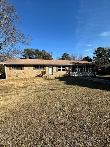 501 Lee Byrd Road, Loganville, GA 30052