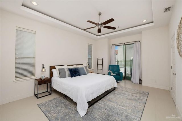 1304 E Pineridge Avenue B, Mcallen, TX 78503