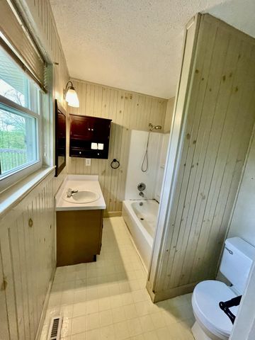 809 Chestnut Wood Lane, Chattanooga, TN 37421