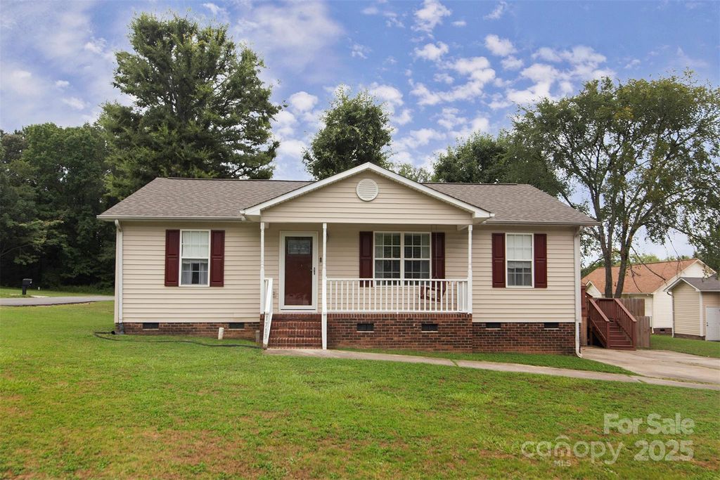 1713 Bernard Avenue, Kannapolis, NC 28083