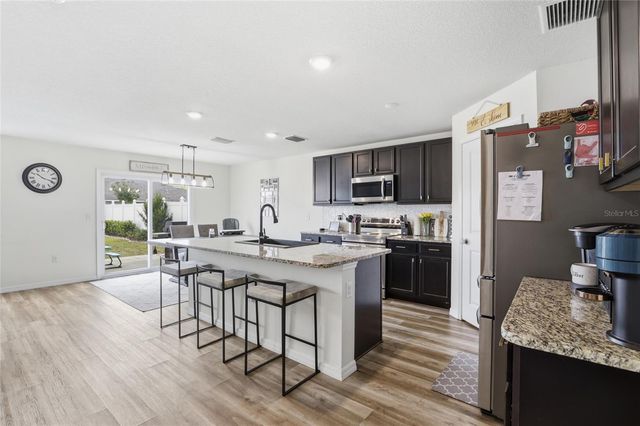 879 NW 251ST DRIVE, Newberry, FL 32669