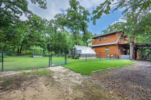 9819 Old Bridge Road, Terrell, TX 75160