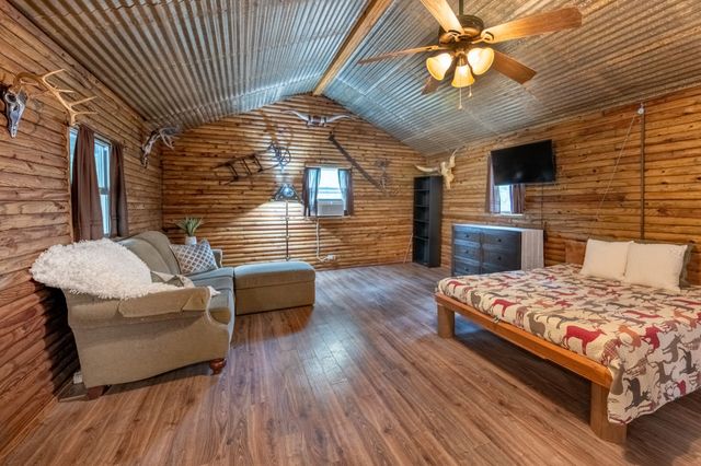 9819 Old Bridge Road, Terrell, TX 75160