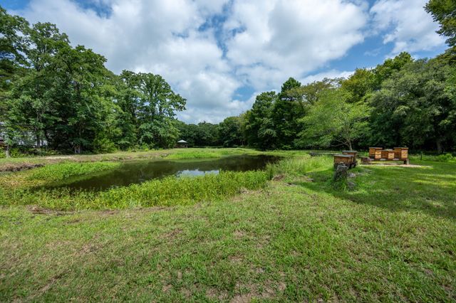 9819 Old Bridge Road, Terrell, TX 75160