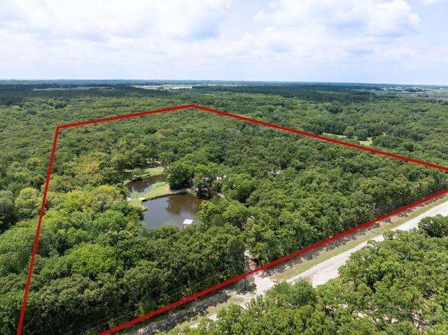 9819 Old Bridge Road, Terrell, TX 75160