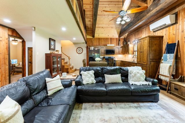 9819 Old Bridge Road, Terrell, TX 75160
