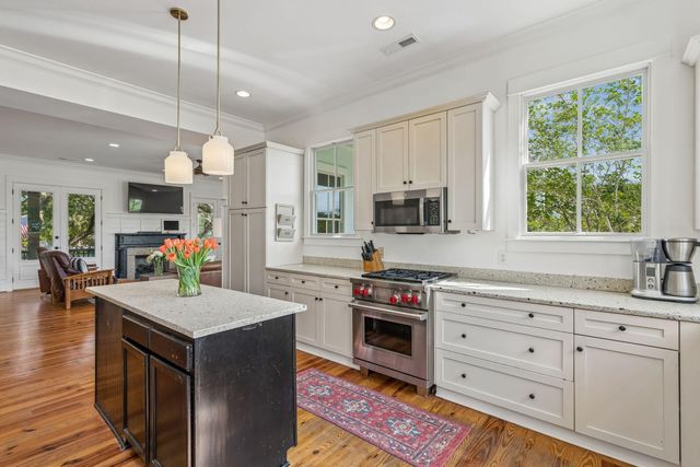 9 William Street, Mount Pleasant, SC 29464