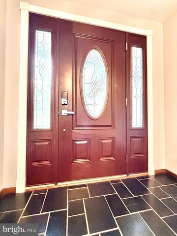5770 SUN VALLEY RUN, Zionsville, PA 18092