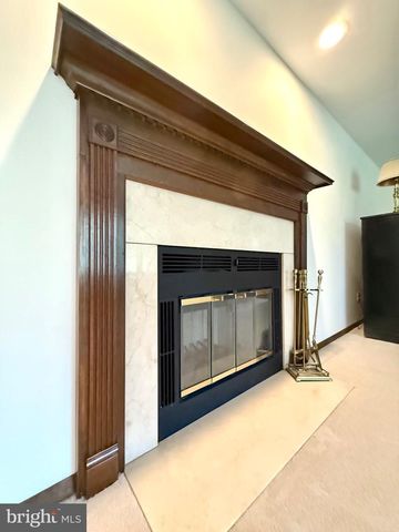 5770 SUN VALLEY RUN, Zionsville, PA 18092