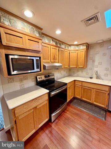 5770 SUN VALLEY RUN, Zionsville, PA 18092