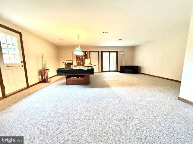 5770 SUN VALLEY RUN, Zionsville, PA 18092