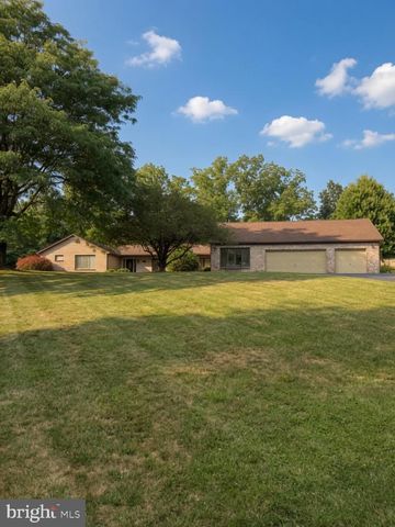 5770 SUN VALLEY RUN, Zionsville, PA 18092