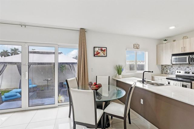 1191 NW 1st St, Florida City, FL 33034