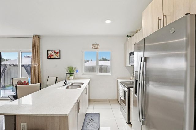 1191 NW 1st St, Florida City, FL 33034