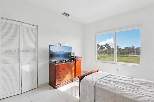 1191 NW 1st St, Florida City, FL 33034