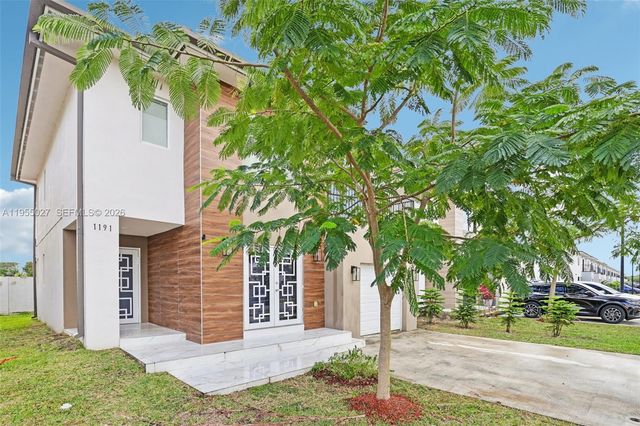 1191 NW 1st St, Florida City, FL 33034