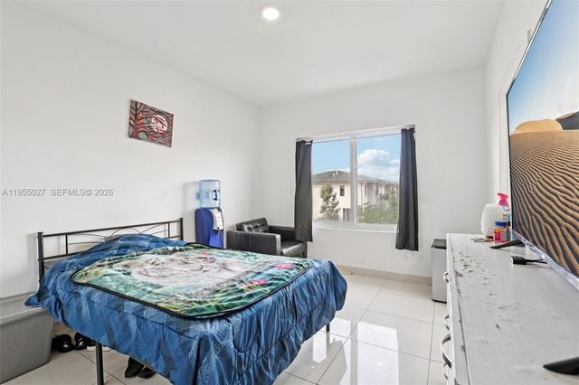 1191 NW 1st St, Florida City, FL 33034