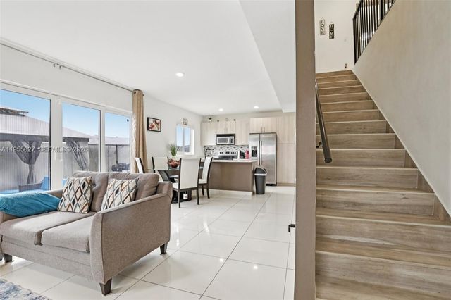 1191 NW 1st St, Florida City, FL 33034