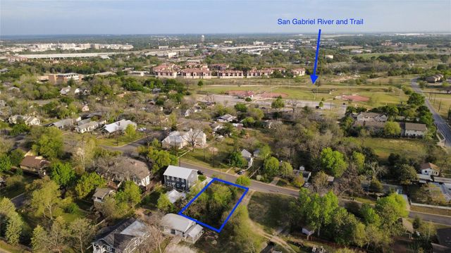 406 E 4th ST, Georgetown, TX 78626
