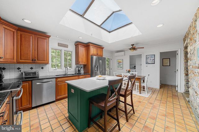 14 SALEM WAY, Malvern, PA 19355