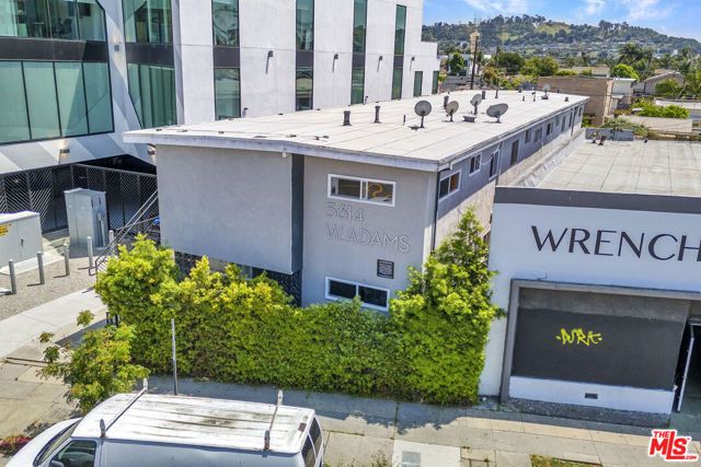 5614 W Adams Boulevard, Los Angeles, CA 90016