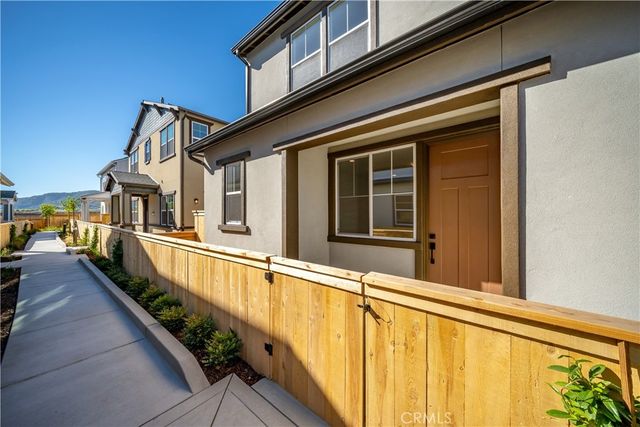 209 Foxtrot Court, San Luis Obispo, CA 93401