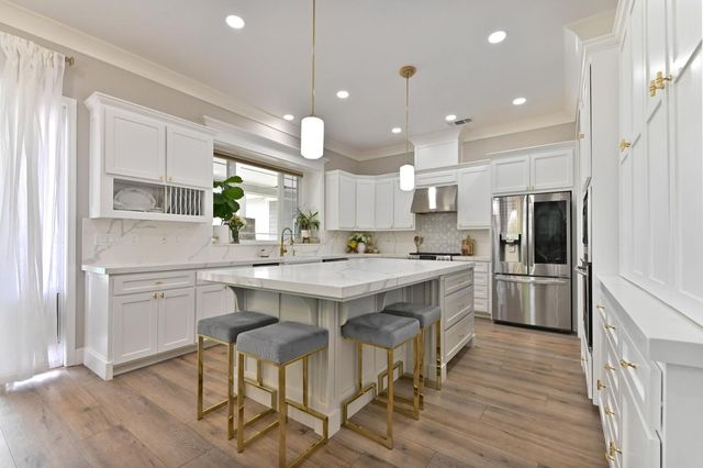 11038 Victory Ave, Oakdale, CA 95361