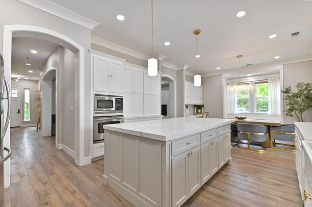 11038 Victory Ave, Oakdale, CA 95361