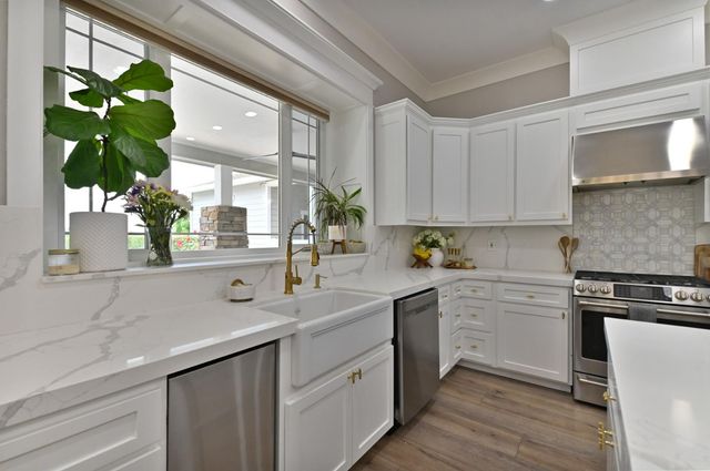 11038 Victory Ave, Oakdale, CA 95361