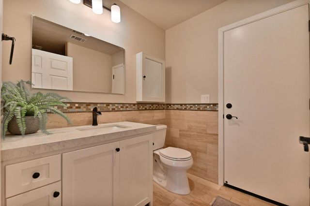 11038 Victory Ave, Oakdale, CA 95361