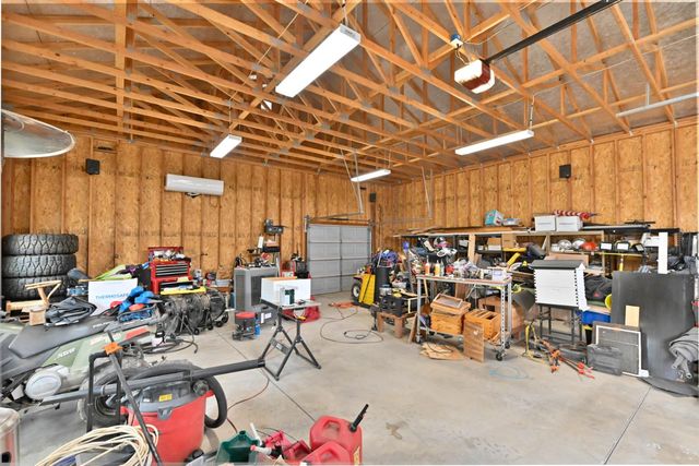 11038 Victory Ave, Oakdale, CA 95361