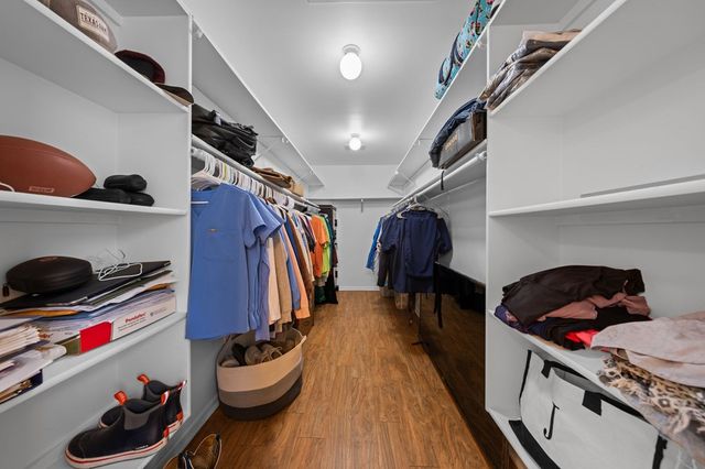 1310 Carol Ann St., Kerrville, TX 78028