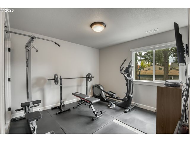 619 DEPOT St, Fairview, OR 97024