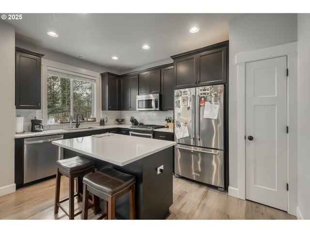 619 DEPOT St, Fairview, OR 97024