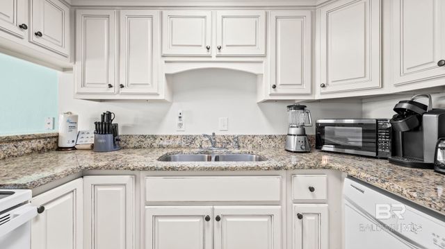 517 E Beach Boulevard 2B, Gulf Shores, AL 36542