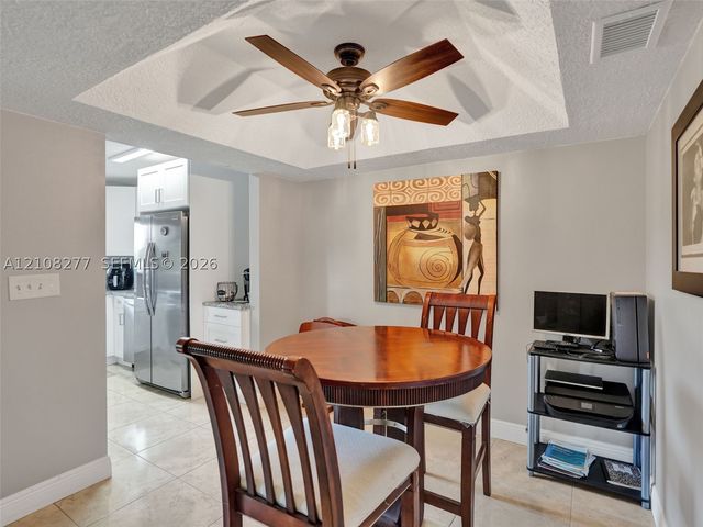 7466 Ashmont Cir 303, Tamarac, FL 33321