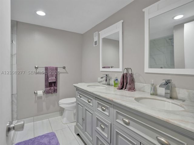 7466 Ashmont Cir 303, Tamarac, FL 33321