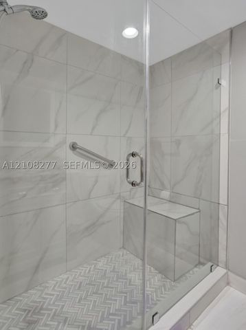 7466 Ashmont Cir 303, Tamarac, FL 33321