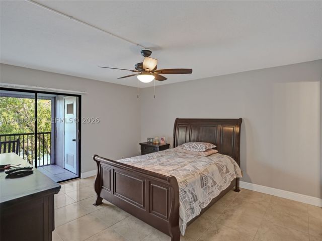7466 Ashmont Cir 303, Tamarac, FL 33321