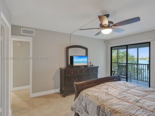 7466 Ashmont Cir 303, Tamarac, FL 33321