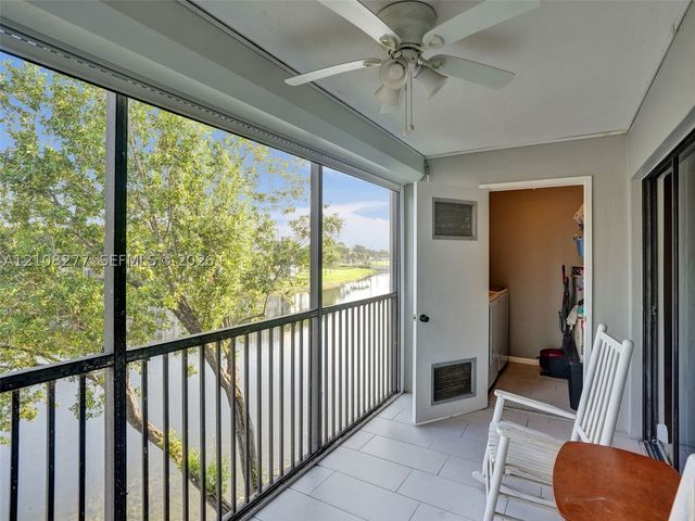 7466 Ashmont Cir 303, Tamarac, FL 33321