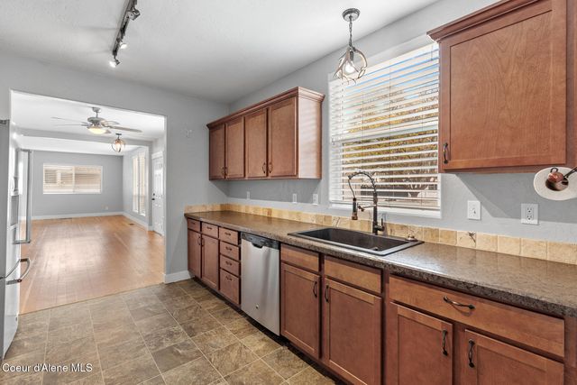 224 W Emma Ave, Coeur D'alene, ID 83814