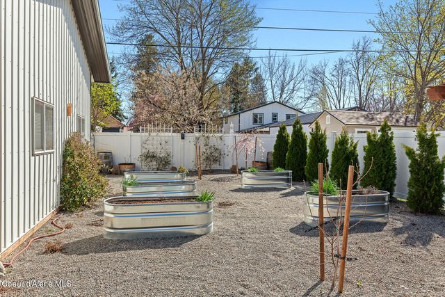 224 W Emma Ave, Coeur D'alene, ID 83814
