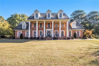 100 Raymond Court, Fayetteville, GA 30214