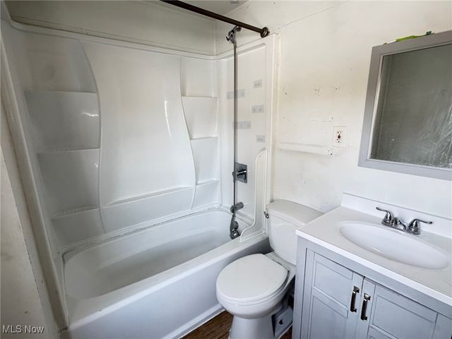 1239 Pondview Avenue, Akron, OH 44305