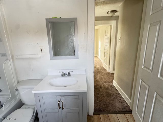 1239 Pondview Avenue, Akron, OH 44305