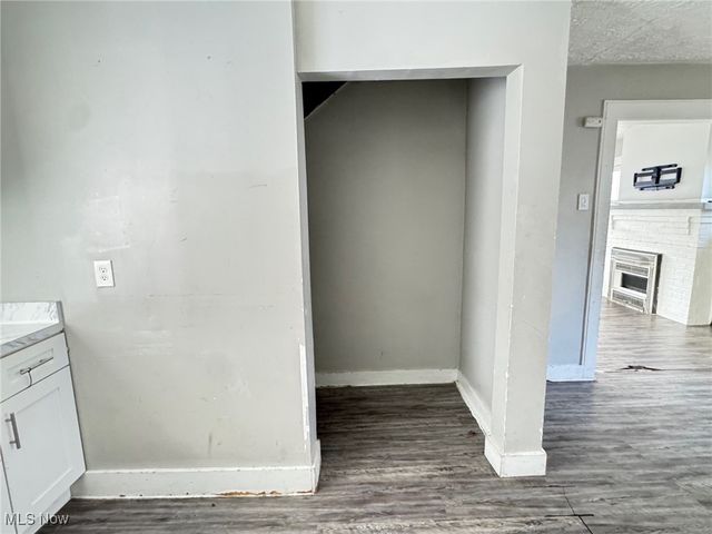 1239 Pondview Avenue, Akron, OH 44305